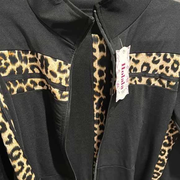 2 piece jogger/lounge set - Picture 8 of 8